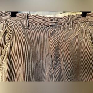 Old navy seersucker light 100%cotton